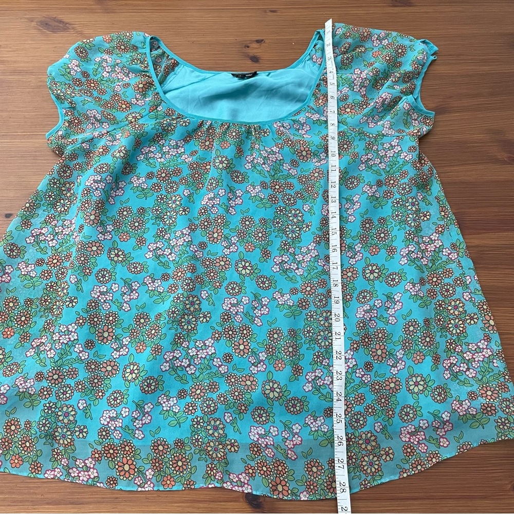 Nicole by Nicole Miller Retro Inspired Floral Top - Size 14 - Picture 8 of 10